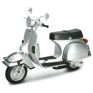 VESPA P200 COLOR PLATA 1:12 (MET079)*12