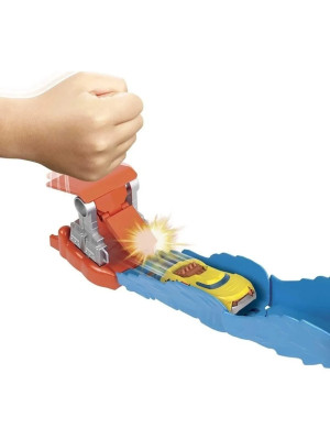 Circuito Hot Wheels City Gorilla Attack 